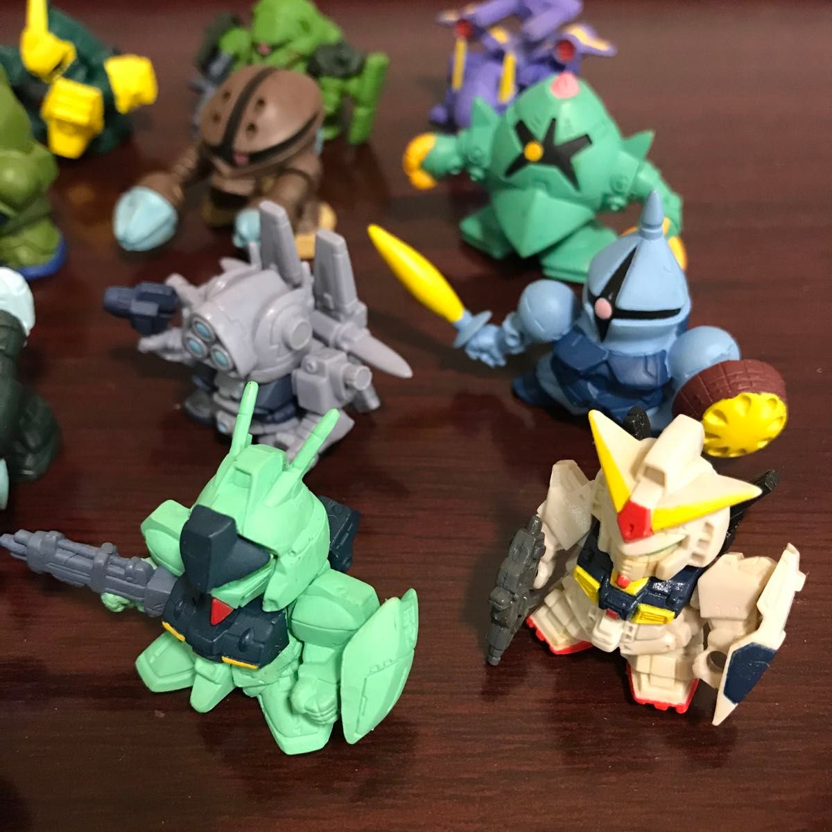 SDガンダムフルカラー16体セット 再値下げしました|Yahoo SDガンダムフルカラー16体セット 再値下げしました|Yahoo