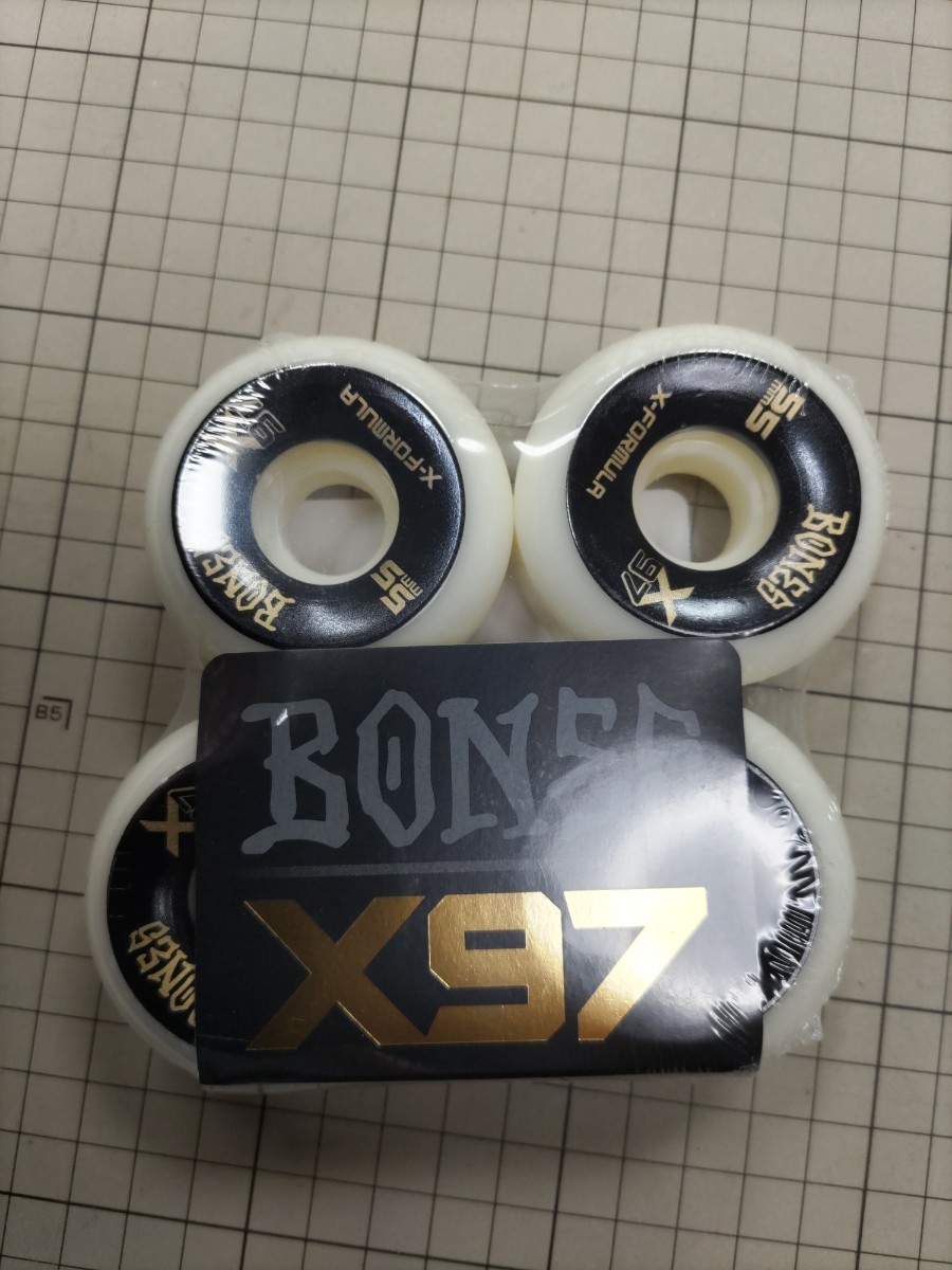 BONES　55ミリ V5 XFormula サイドカット　97a スケートボード　パウエル　powell　スピード　スライド　グリップ　ウィール　ボーンズ