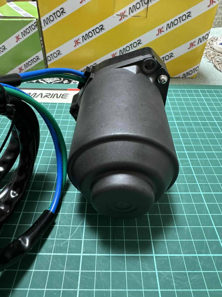 新品 ヤマハ パーワチルトトリムモーター 6GR-43880 F300HP 社外 新品 ヤマハ パーワチルトトリムモーター 6GR-43880 F300HP 社外
