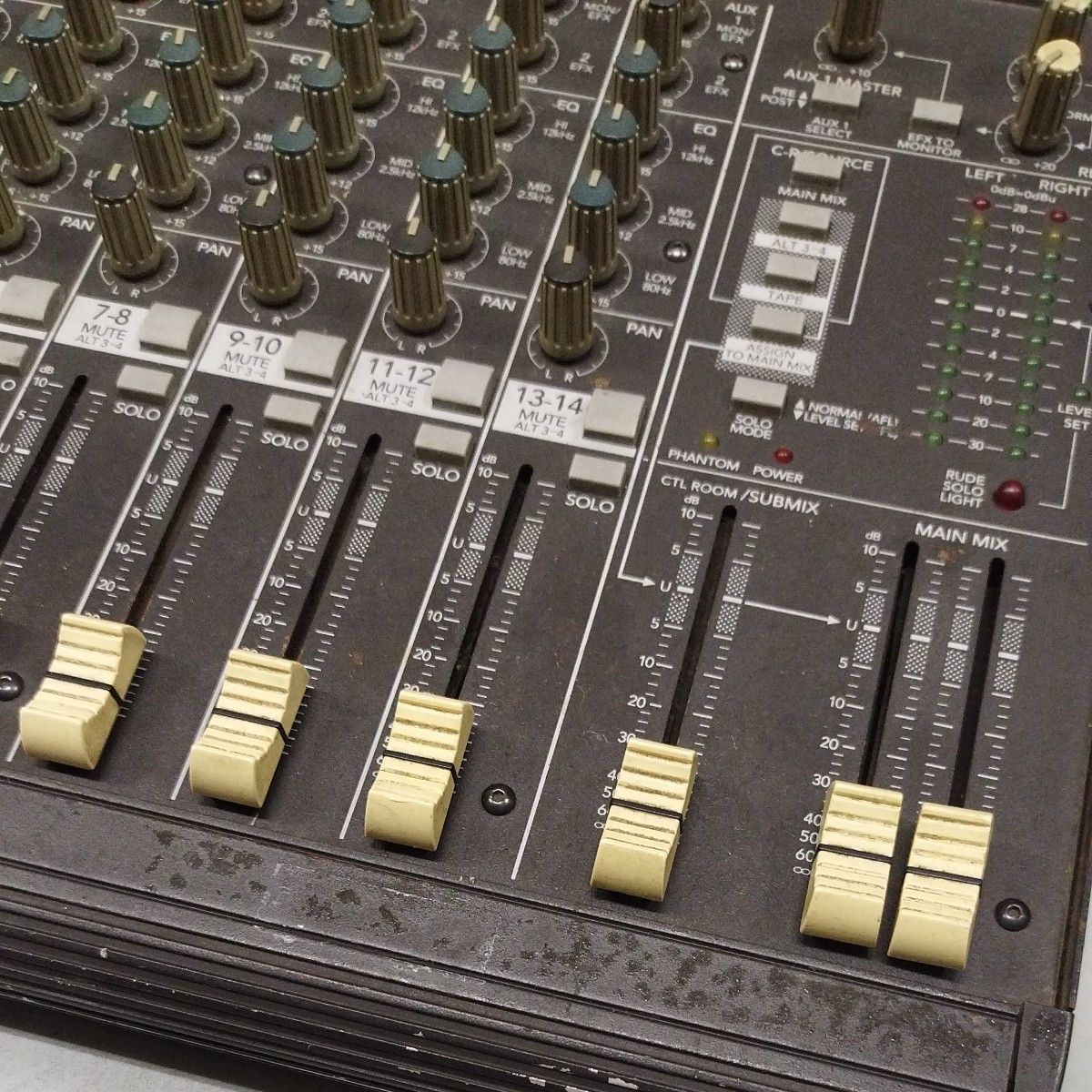 マッキー mackie 1402-VLZ pro 14ch PAミキサー 卓 アナログ マッキー mackie 1402-VLZ pro 14ch PAミキサー 卓 アナログ