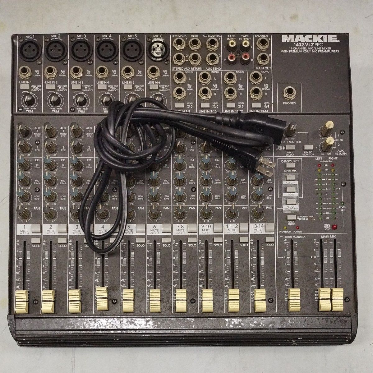 マッキー mackie 1402-VLZ pro 14ch PAミキサー 卓 アナログ マッキー mackie 1402-VLZ pro 14ch PAミキサー 卓 アナログ