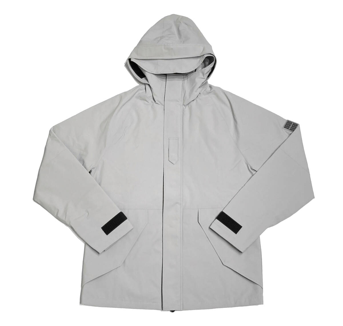 新品8 8万 22AW 1piu1uguale3 3 SEASON MOUNTAIN PARKA 新品8 8万 22AW 1piu1uguale3 3 SEASON MOUNTAIN PARKA