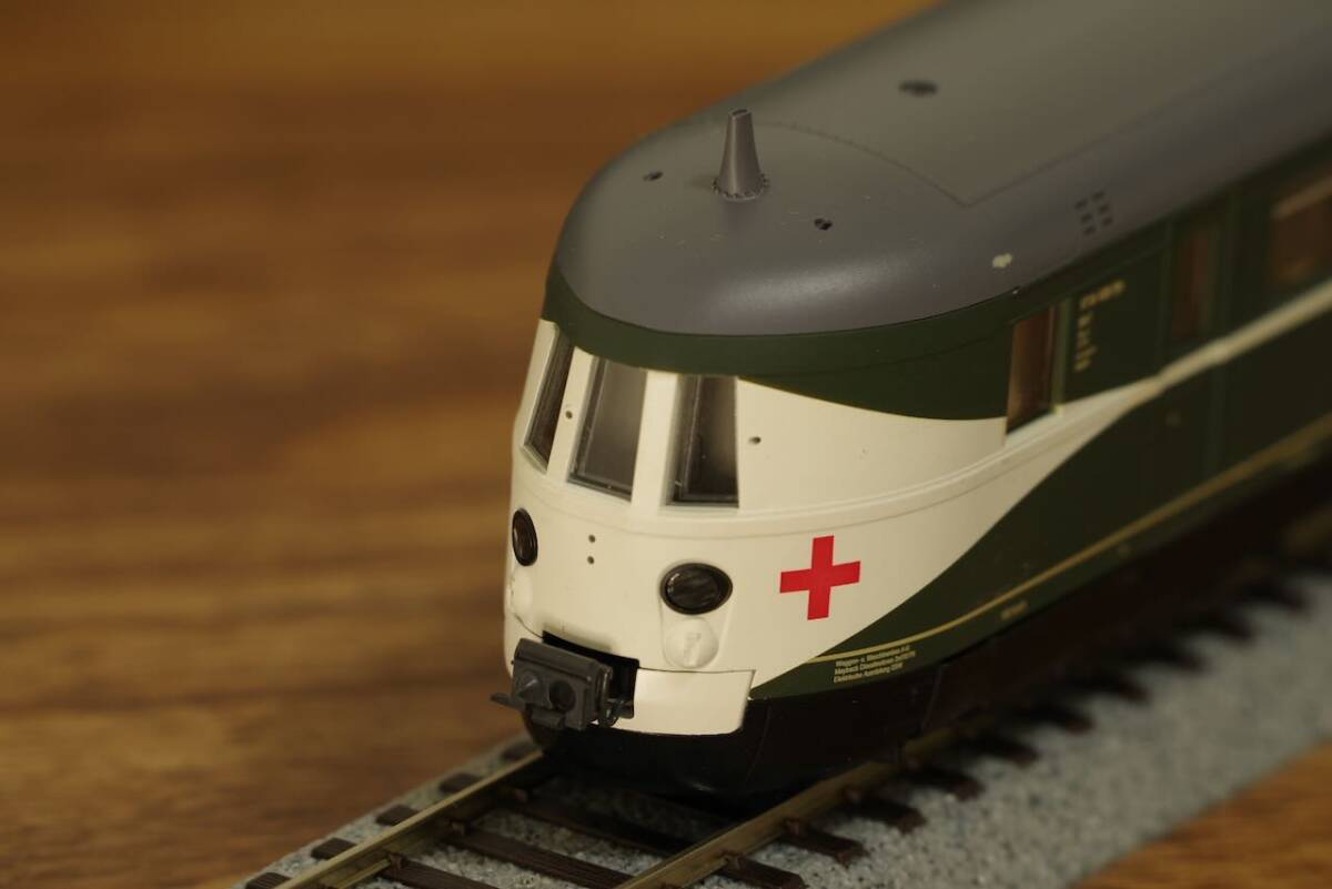 KATO ドイツ連接ディーゼルカー 救急車両塗装 Bauart Hamburg US KATO ドイツ連接ディーゼルカー 救急車両塗装 Bauart Hamburg US