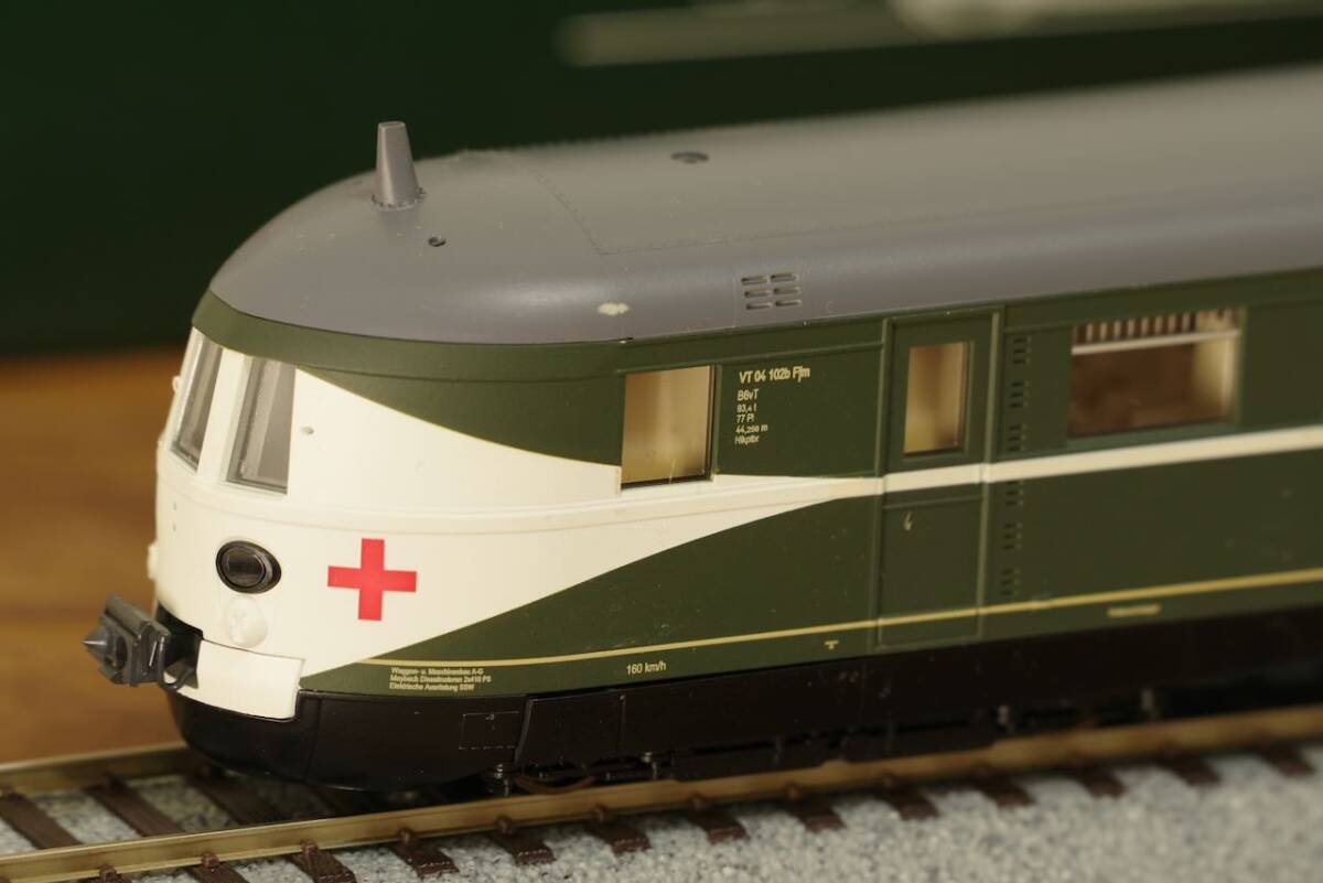 KATO ドイツ連接ディーゼルカー 救急車両塗装 Bauart Hamburg US KATO ドイツ連接ディーゼルカー 救急車両塗装 Bauart Hamburg US