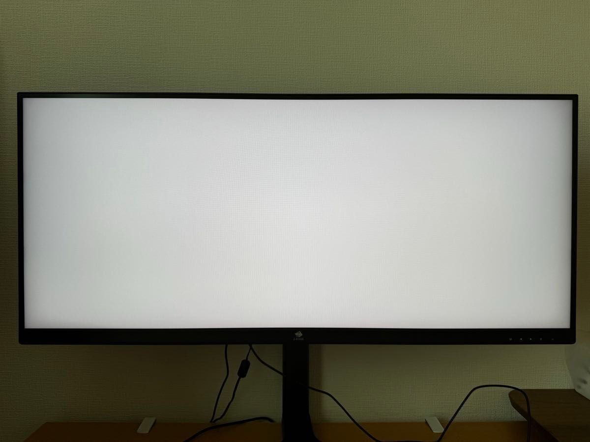 Z-EDGE UG34W 34インチ ウルトラワイドディスプレイ 3440x1440 Z-EDGE UG34W 34インチ ウルトラワイドディスプレイ 3440x1440