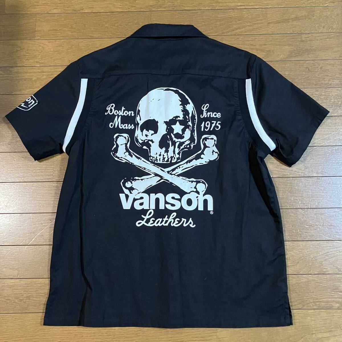 極美品 vanson バンソン 開襟シャツ 半袖シャツ スカル ブラック L ワークシャツ シャツ ワッペン_画像5