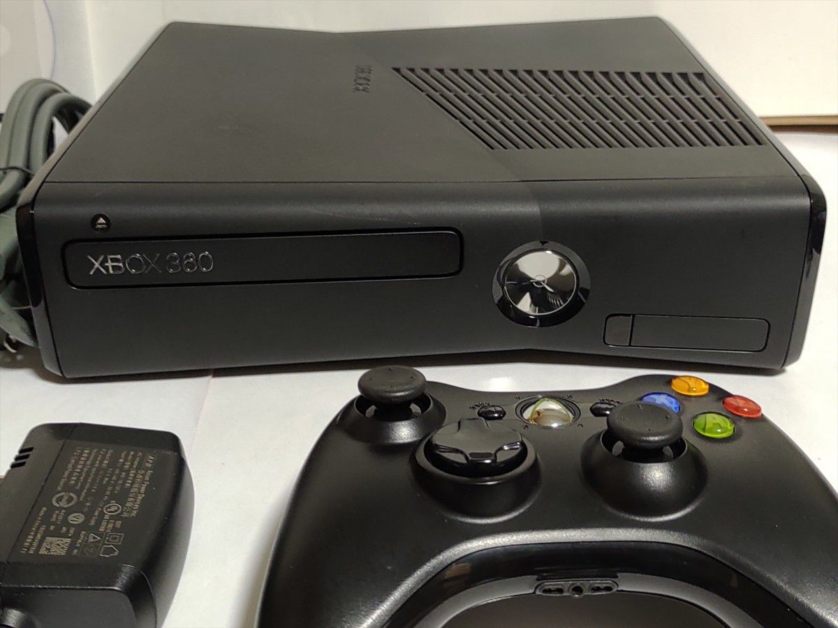 Xbox360 S RGH 2TB+1TB 付属品付 動作OK 日本語化 (Trinity Xbox360 S RGH 2TB+1TB 付属品付 動作OK 日本語化 (Trinity
