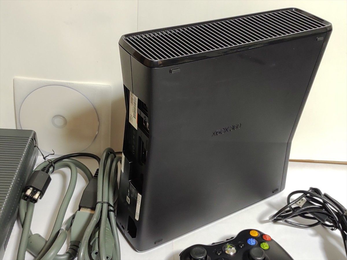 Xbox360 S RGH 2TB+1TB 付属品付 動作OK 日本語化 (Trinity Xbox360 S RGH 2TB+1TB 付属品付 動作OK 日本語化 (Trinity