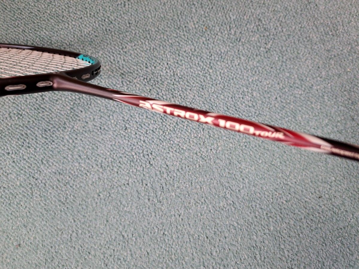 ヨネックス YONEX バドミントンラケット アストロクス100ツアー ヨネックス YONEX バドミントンラケット アストロクス100ツアー