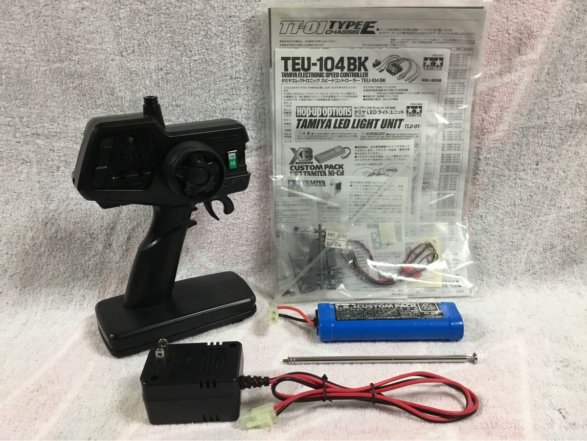 初音ミク studie GLAD BMW Z4 ( TT-01 TYPE- E )タミヤ 1/10 初音ミク studie GLAD BMW Z4 ( TT-01 TYPE- E )タミヤ 1/10