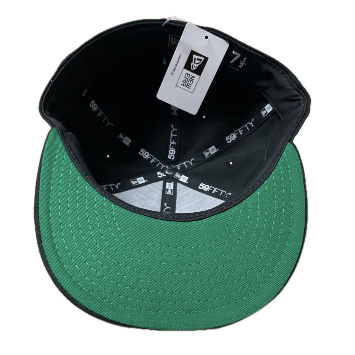 NEW ERA+キンミヤ焼酎コラボ59FIFTYキャップ ブラック71/2 即 NEW ERA+キンミヤ焼酎コラボ59FIFTYキャップ ブラック71/2 即