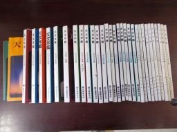 天文年鑑 1974年?2010年 3号欠 34冊 - 天文、宇宙 天文年鑑 1974年?2010年 3号欠 34冊 - 天文、宇宙