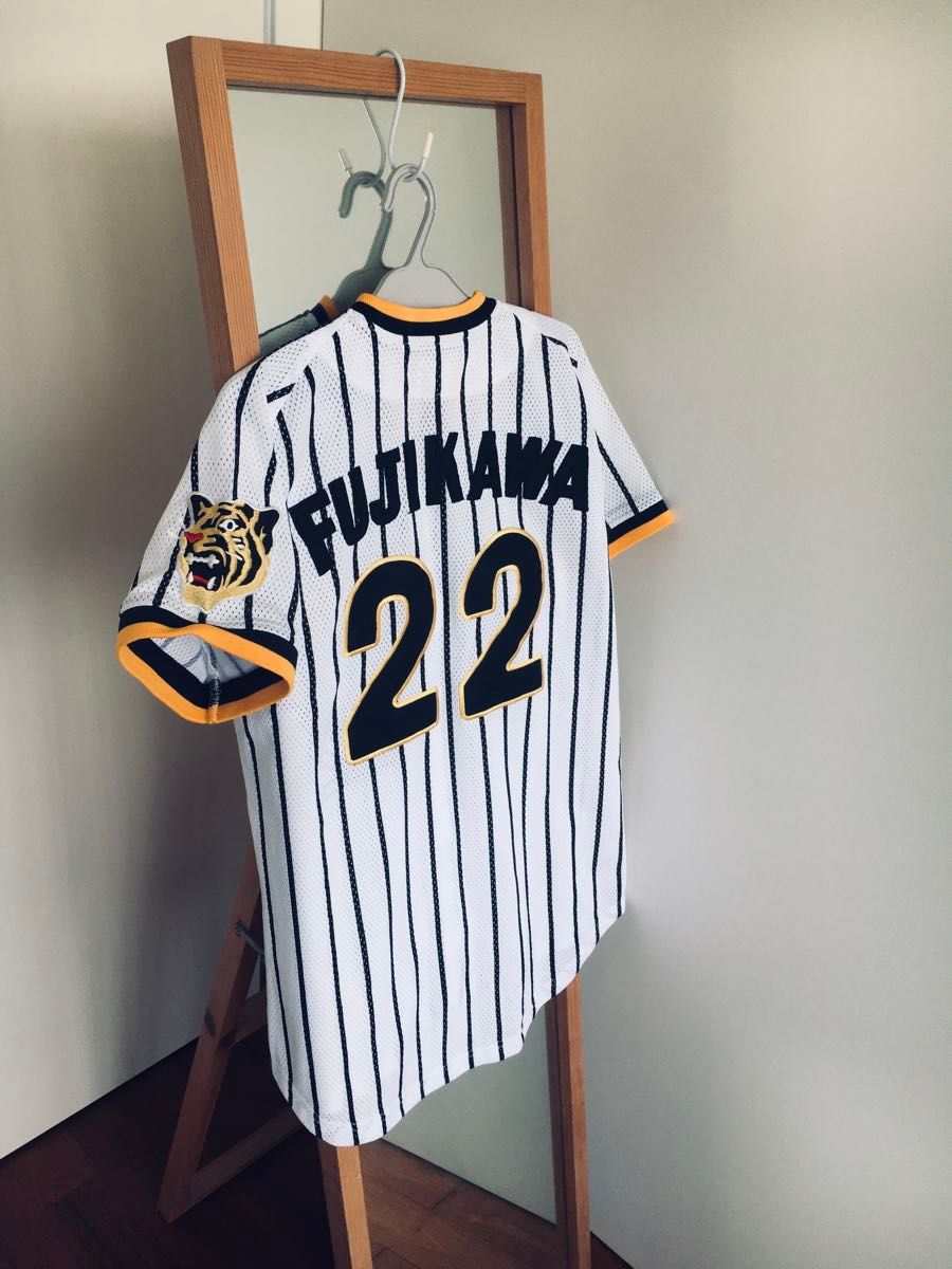 元阪神タイガース☆藤川球児 選手☆ホームレプリカユニフォーム 元阪神タイガース☆藤川球児 選手☆ホームレプリカユニフォーム