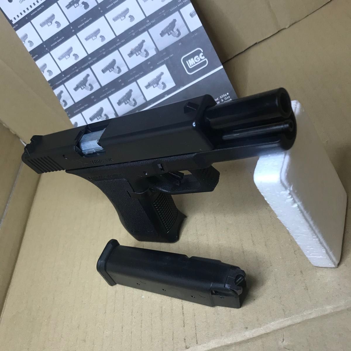 MGC グロック17 ガスブローバック G17 作動確認済 マガジン+取 MGC グロック17 ガスブローバック G17 作動確認済 マガジン+取