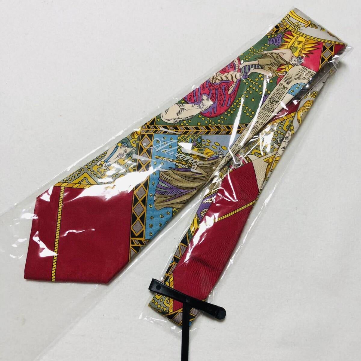 美品 希少デザイン HERMES エルメス ネクタイ スカーフ柄 神話 美品 希少デザイン HERMES エルメス ネクタイ スカーフ柄 神話