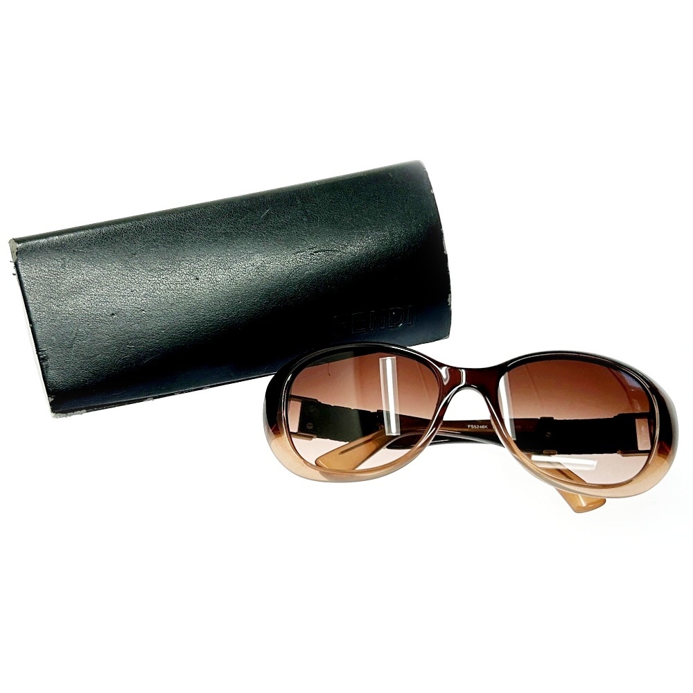 【ケース付き】 FENDI フェンディ FS5246K 57□19 209 130 サングラス ブラウン 281675 サングラス