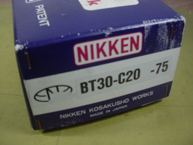 BT30-C20-75 日研 ミーリングチャック 新古品 コレット20Φ用 BT30-C20-75 日研 ミーリングチャック 新古品 コレット20Φ用