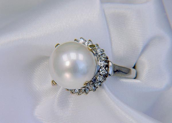 [ free shipping ] south . type ( white )11mm. pearl ring 11 number 