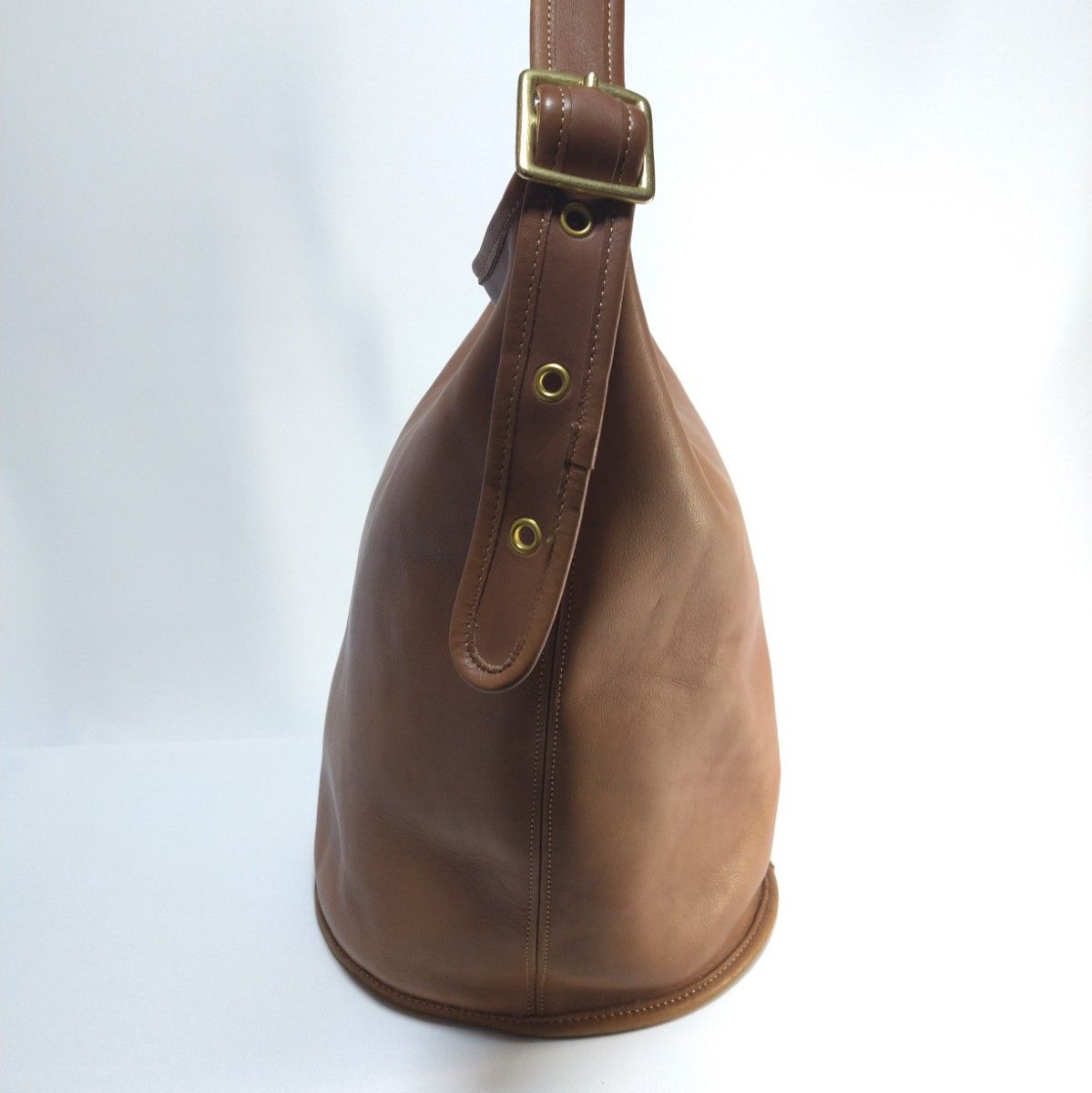 COACHコーチ 美品 OLD COACH ショルダーバッグ バケツ型 レザー COACHコーチ 美品 OLD COACH ショルダーバッグ バケツ型 レザー