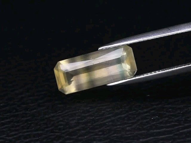 No.396 オクタゴンカット フローライト 約6.94ct 約17.5mm×7.4mm アフリカ産