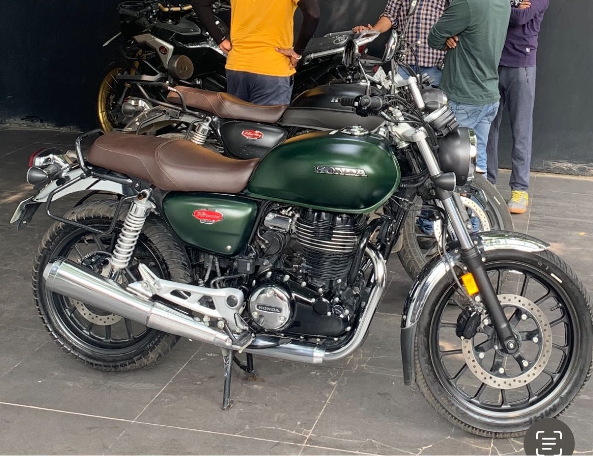 インド版GB350 CB350純正品 フロント リヤ メッキフェンダー インド版GB350 CB350純正品 フロント リヤ メッキフェンダー