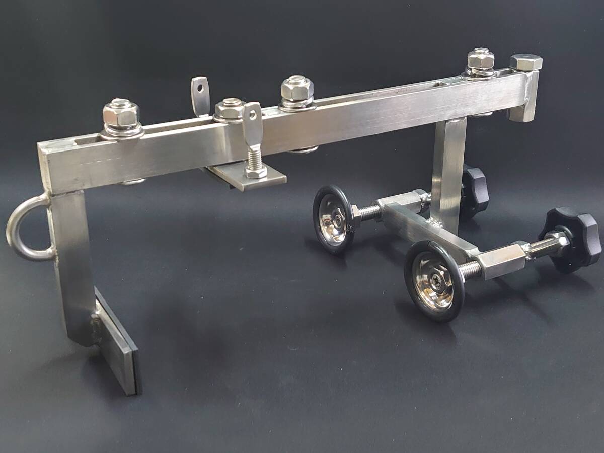 8400円 ステンレス製 車止めマルチ竿受けベース 200㎜ブロック巾 8400円 ステンレス製 車止めマルチ竿受けベース 200㎜ブロック巾