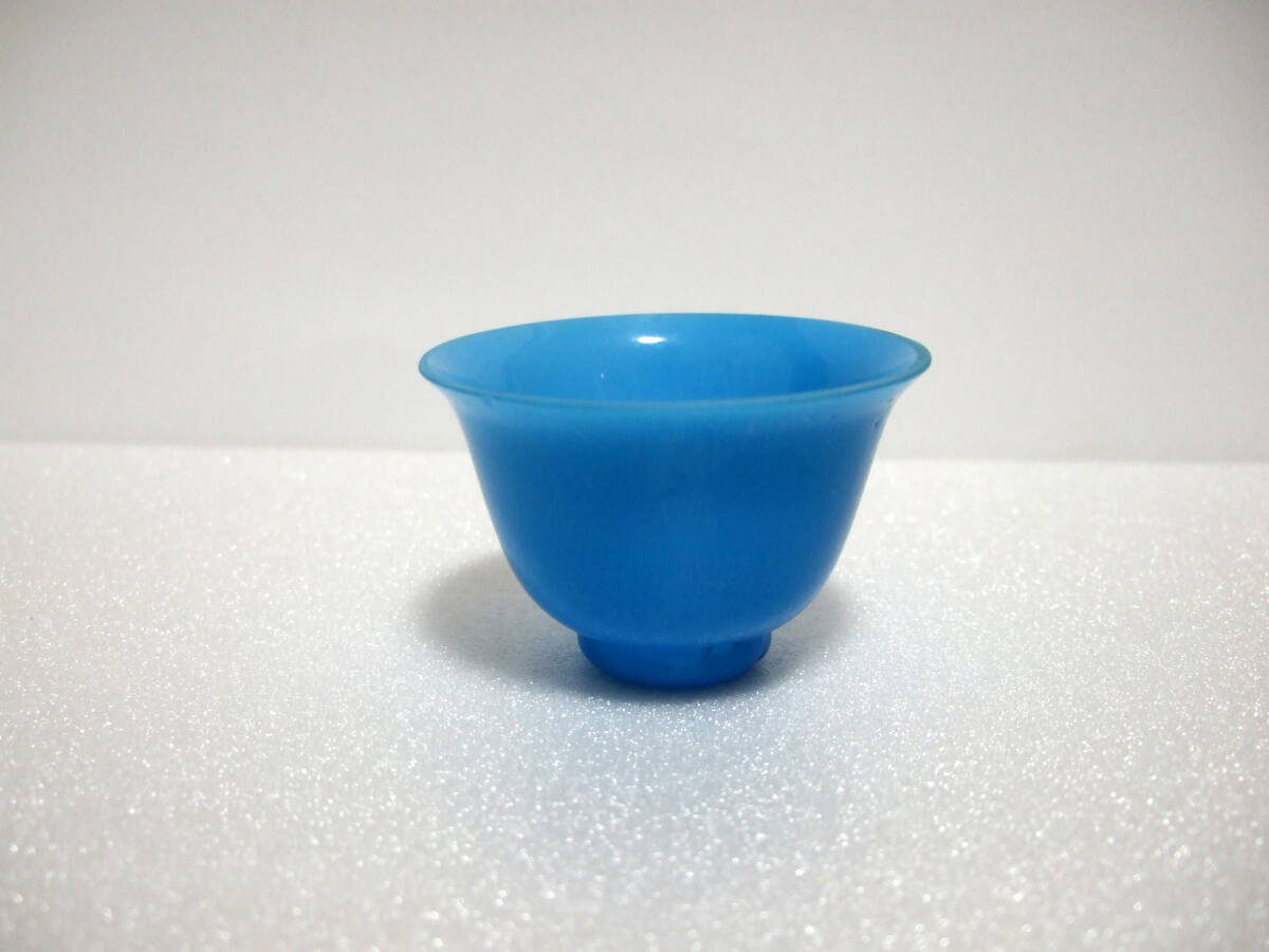 8750円 ◇ 古い酒盃 端反 乳白青色 ギヤマン / Sake Cup ぐい呑 8750円 ◇ 古い酒盃 端反 乳白青色 ギヤマン / Sake Cup ぐい呑