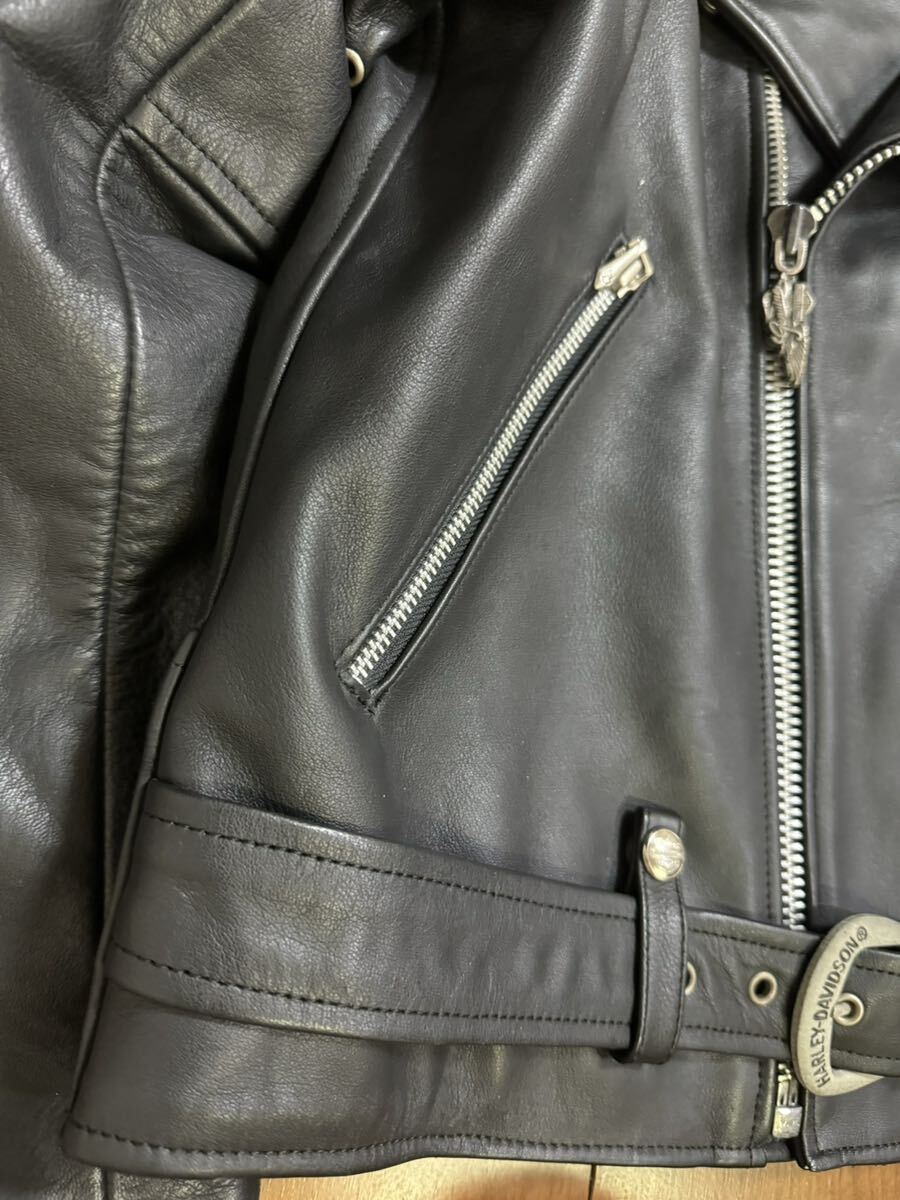 美品 HARLEY DAVIDSON ハーレーダビッドソン エンボス加工 美品 HARLEY DAVIDSON ハーレーダビッドソン エンボス加工
