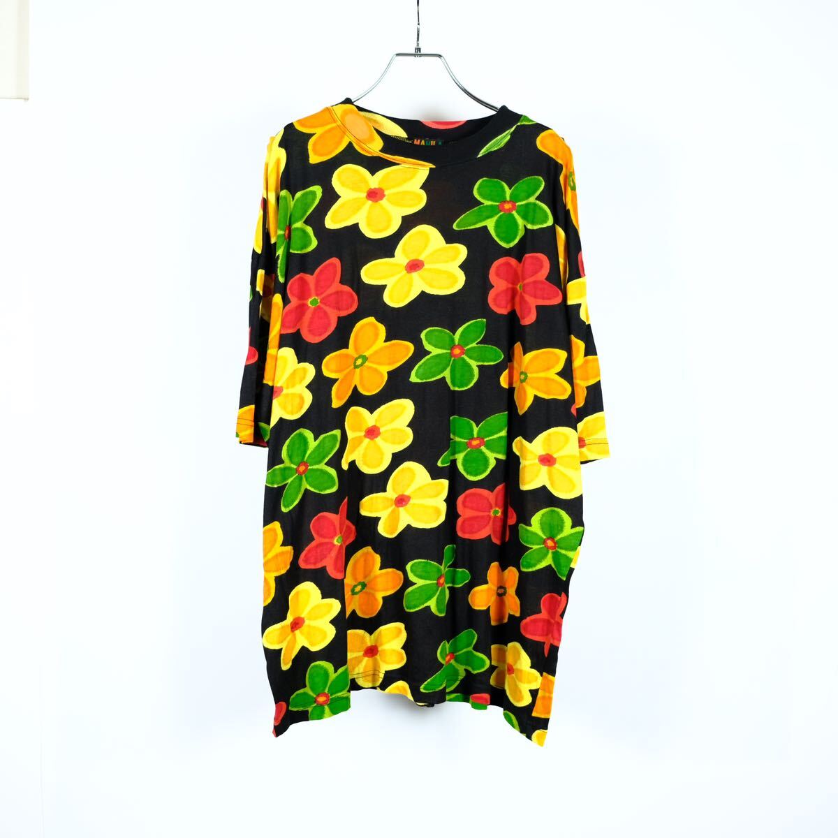 1980s ビンテージ　総柄　花柄デザイン　Tシャツ　オーバーサイズ　古着屋　XL アート　ハンドペイント　デザイン