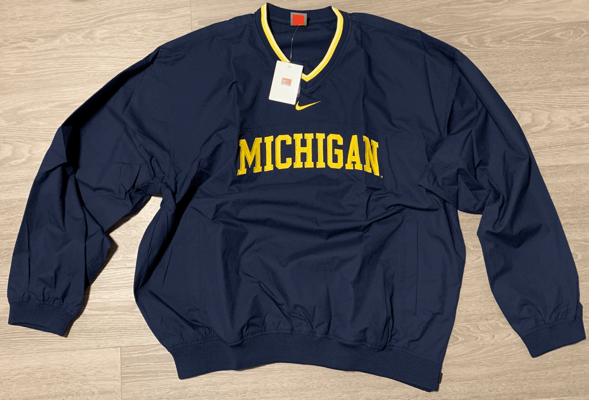 NIKE MICHIGAN pullover XL USA стандарт новый товар не использовался 