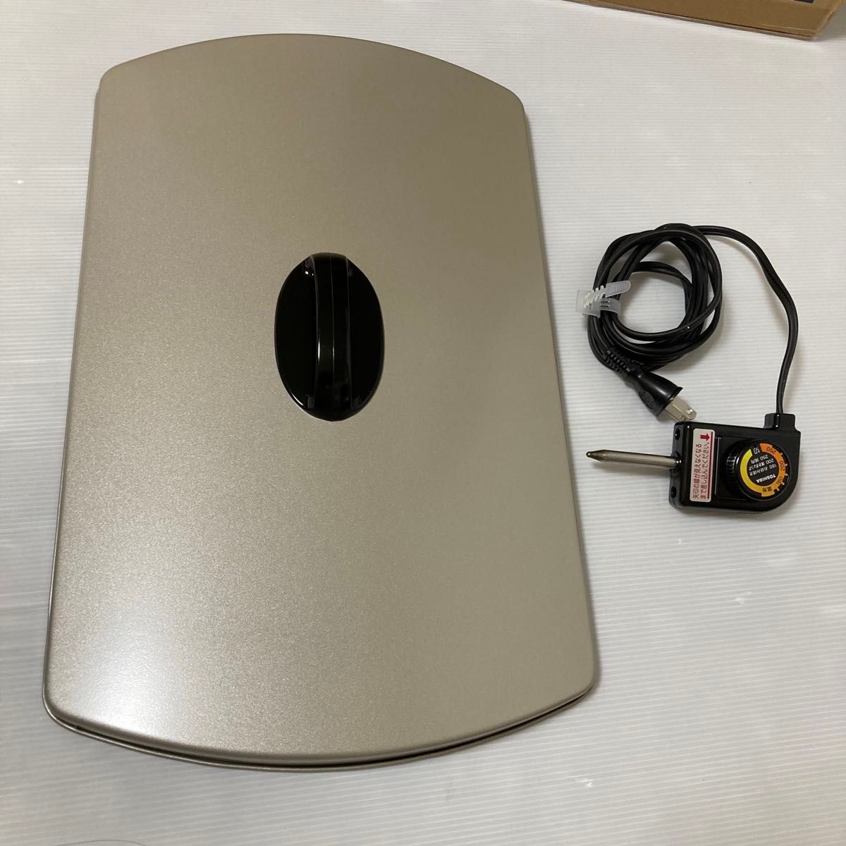 美品】東芝ホットプレート 2枚プレート HGK-10WK|Yahoo!フリマ 美品】東芝ホットプレート 2枚プレート HGK-10WK|Yahoo!フリマ