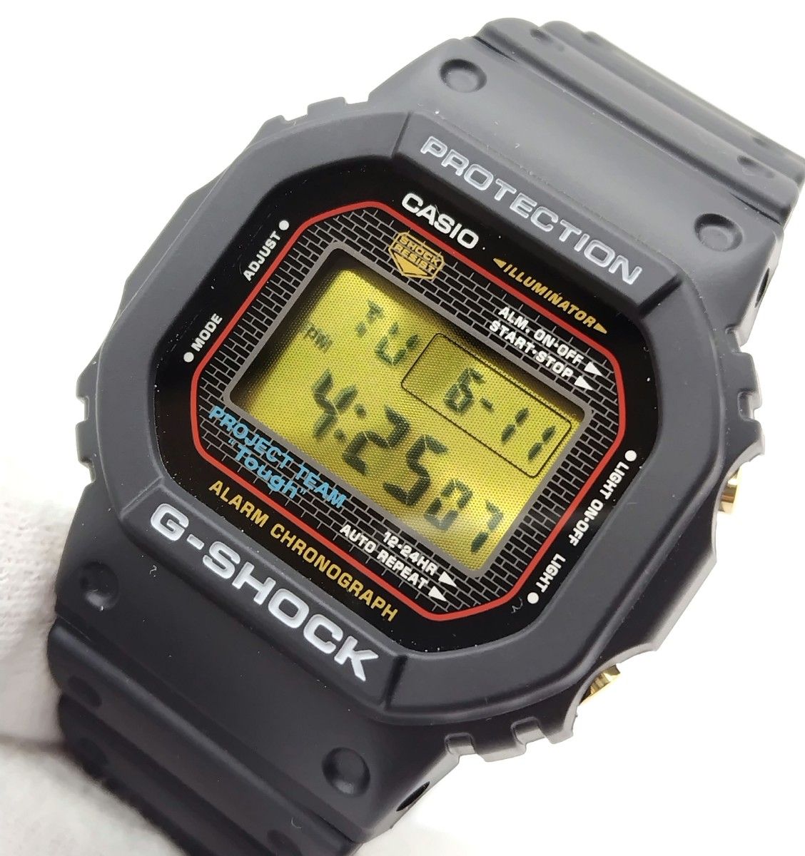 極美品】カシオ G-SHOCK DW-5040PG-1JR 5000シリーズ 40周年記念 極美品】カシオ G-SHOCK DW-5040PG-1JR 5000シリーズ 40周年記念