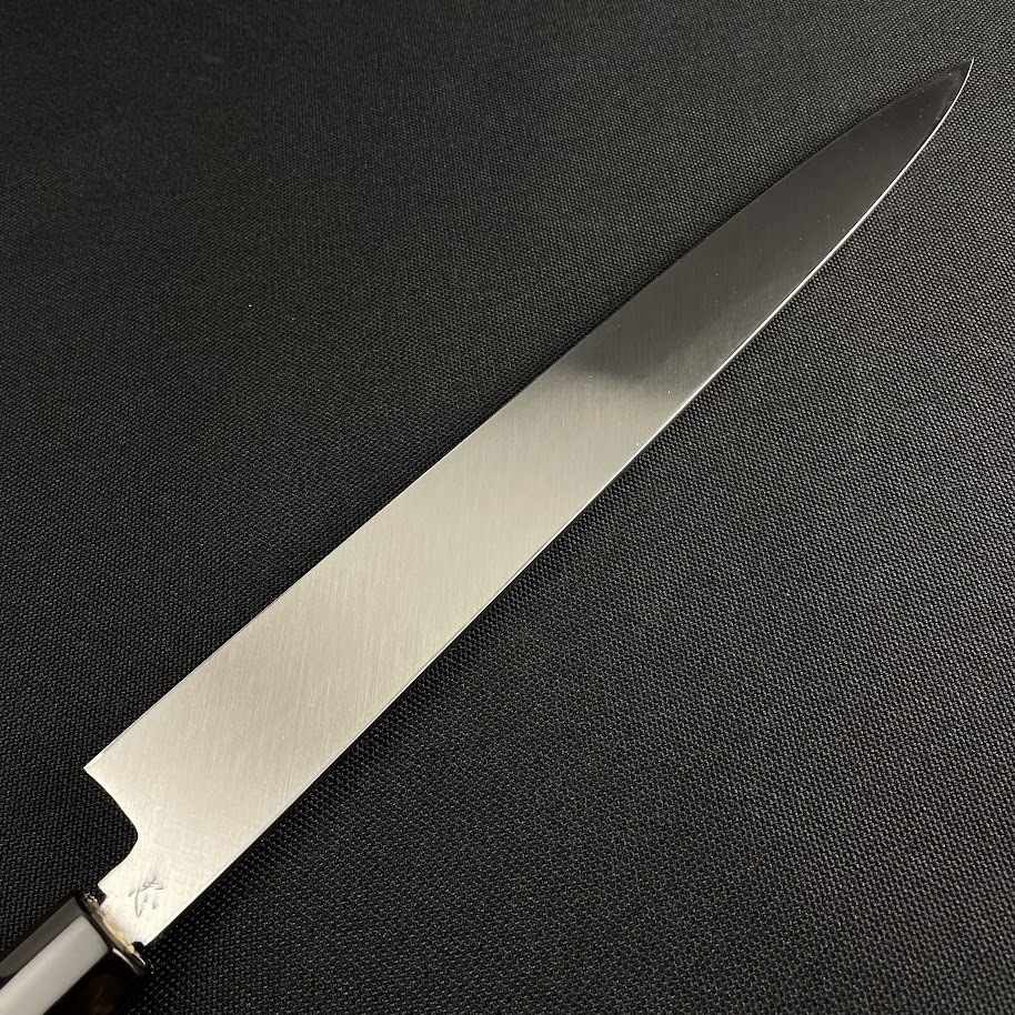 ほぼ未使用○包丁の丸越○ 柳刃包丁 刺身包丁 黒檀柄 白木鞘 本 ほぼ未使用○包丁の丸越○ 柳刃包丁 刺身包丁 黒檀柄 白木鞘 本