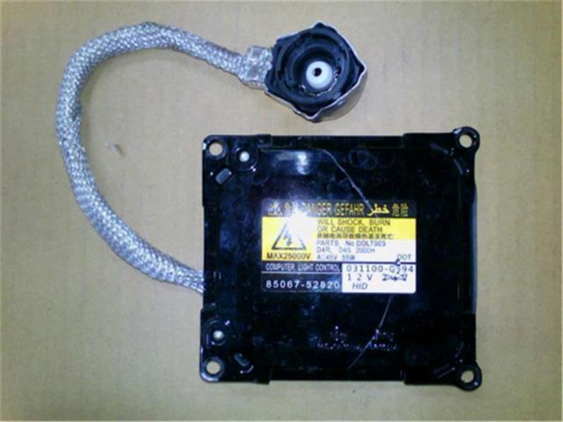 トヨタ 純正 ヴェルファイア 《 ANH20W 》 右ライトコントロールユニット P81600-23000284