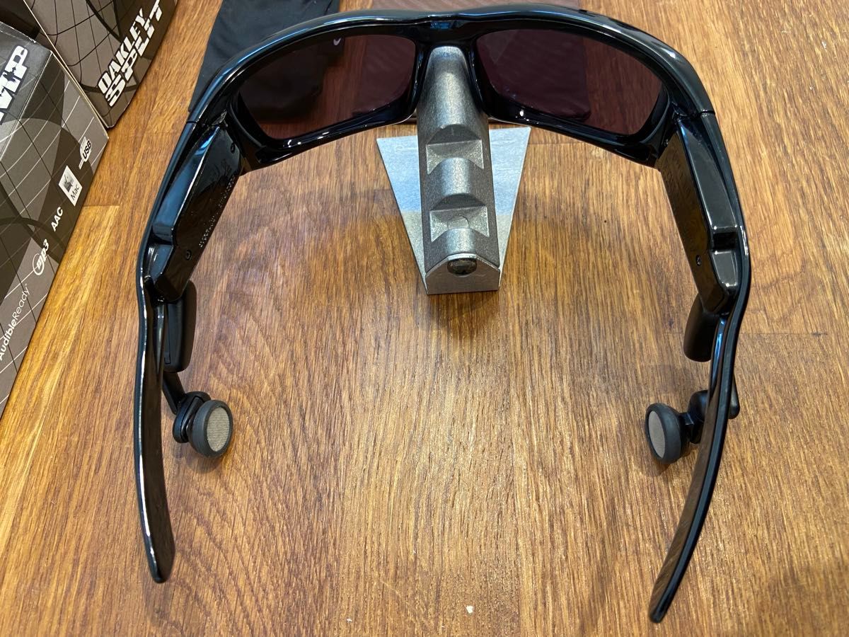 新品】国内販売終了品/オークリー/OAKLEY SPLIT THUMP(512MB 新品】国内販売終了品/オークリー/OAKLEY SPLIT THUMP(512MB