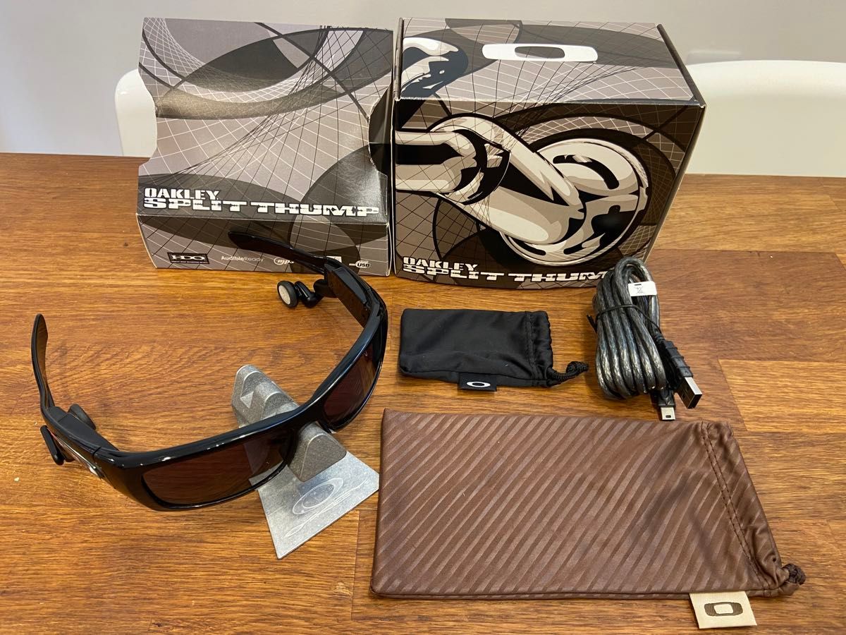 新品】国内販売終了品/オークリー/OAKLEY SPLIT THUMP(512MB 新品】国内販売終了品/オークリー/OAKLEY SPLIT THUMP(512MB