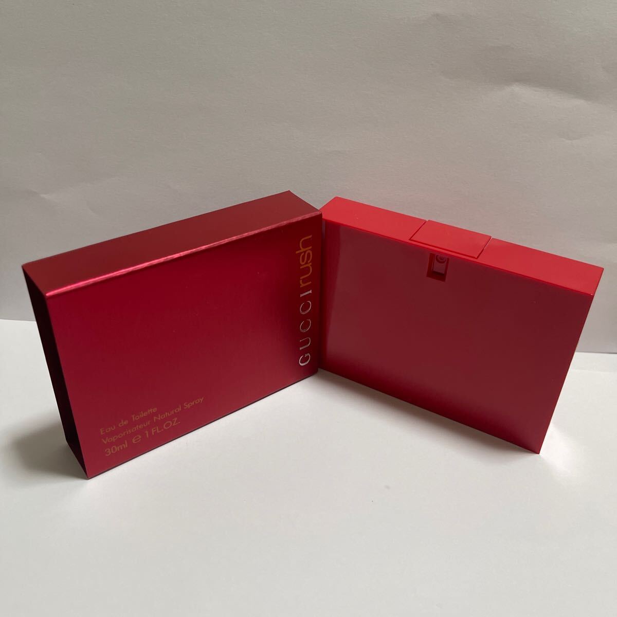 グッチ GUCCI ラッシュ rush オードトワレ 香水 30ml 重量87g グッチ GUCCI ラッシュ rush オードトワレ 香水 30ml 重量87g