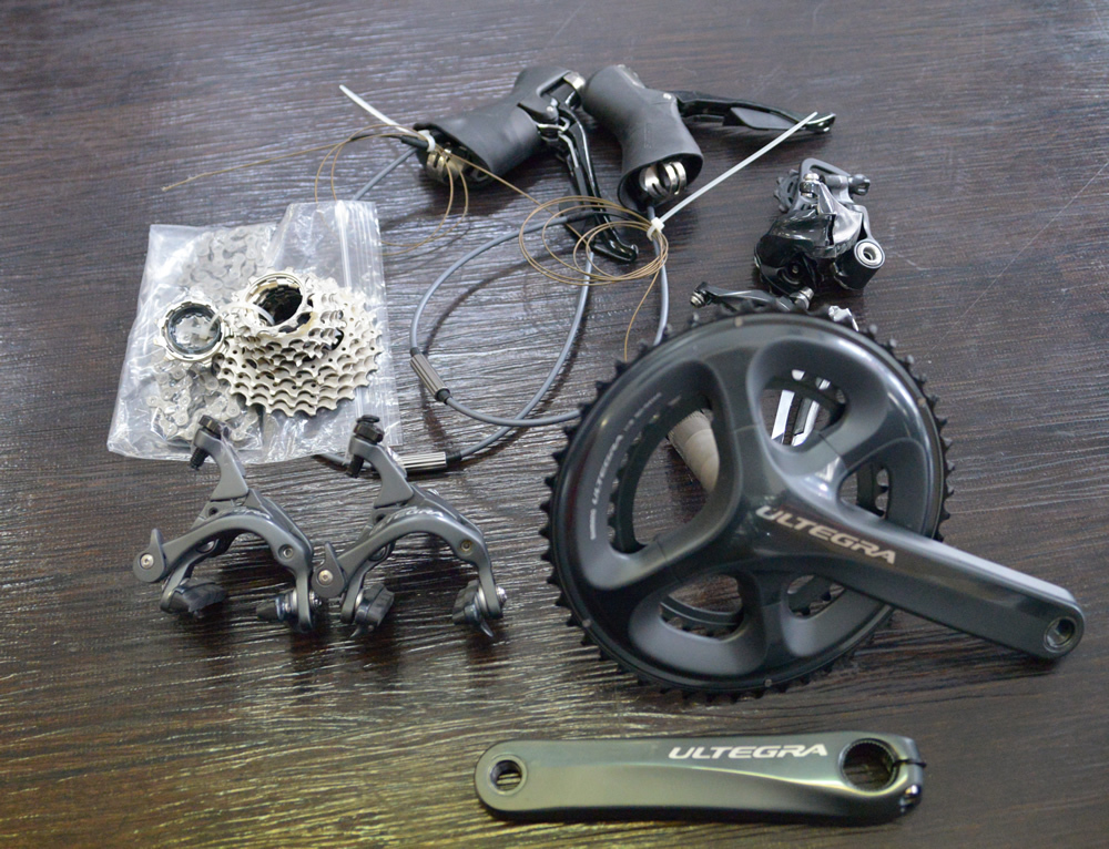 【未走行品】 【送料無料】SHIMANO アルテグラ 6800 グループセット 2×11s コンポ クランク長170mm 50/34T 11-25T FD直付 RD SS
