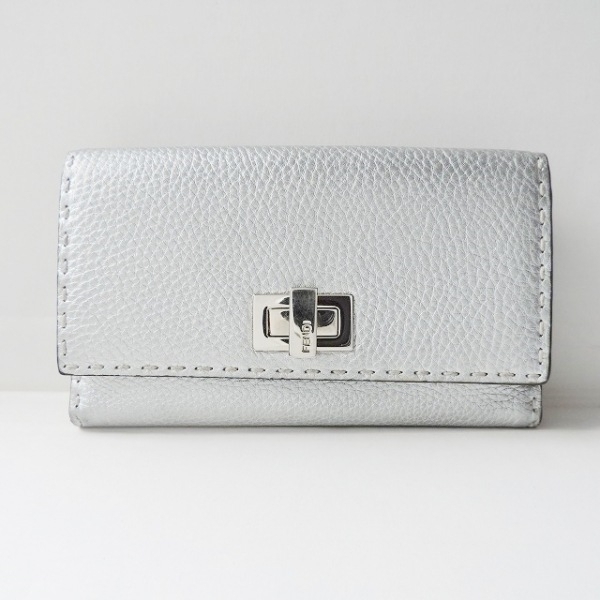 フェンディ FENDI 長財布 グレー メンズ FENDI 7M0210 AJJ1 フェンディ FENDI 長財布 グレー メンズ FENDI 7M0210 AJJ1