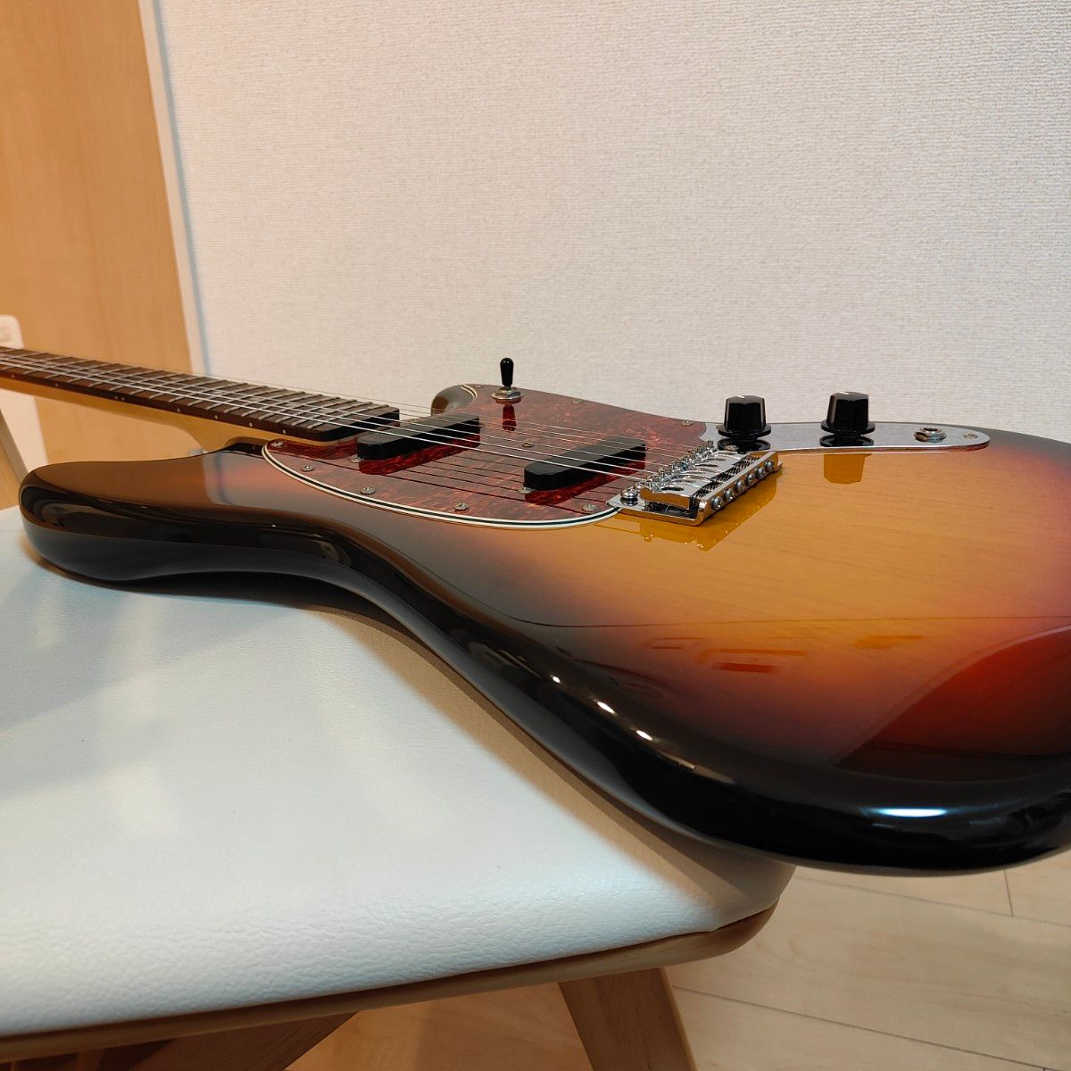 ムスタングモデル Bacchus BMS-1R 3TS 弦交換済み【美品 ムスタングモデル Bacchus BMS-1R 3TS 弦交換済み【美品