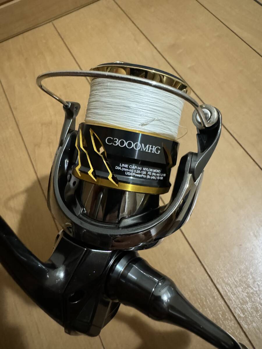 シマノ　20ツインパワー　C3000MHG 新品予備スプール付き