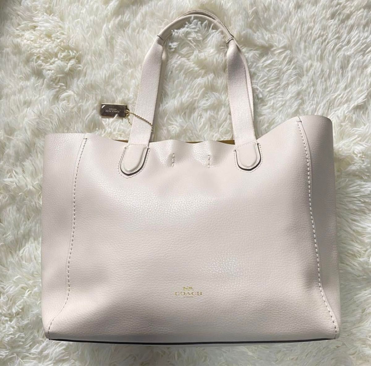 未使用品 コーチ COACH トートバッグ ダービートート ショルダー 未使用品 コーチ COACH トートバッグ ダービートート ショルダー