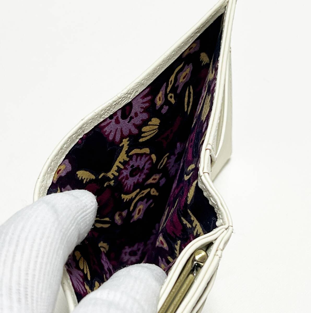 ANNA SUI アナスイ》新品 【ダリア】バタフライチャーム付 ANNA SUI アナスイ》新品 【ダリア】バタフライチャーム付