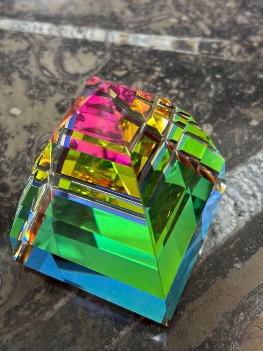 たま様専用』 SWAROVSKI スワロフスキー ピラミッド ペーパー たま様専用』 SWAROVSKI スワロフスキー ピラミッド ペーパー