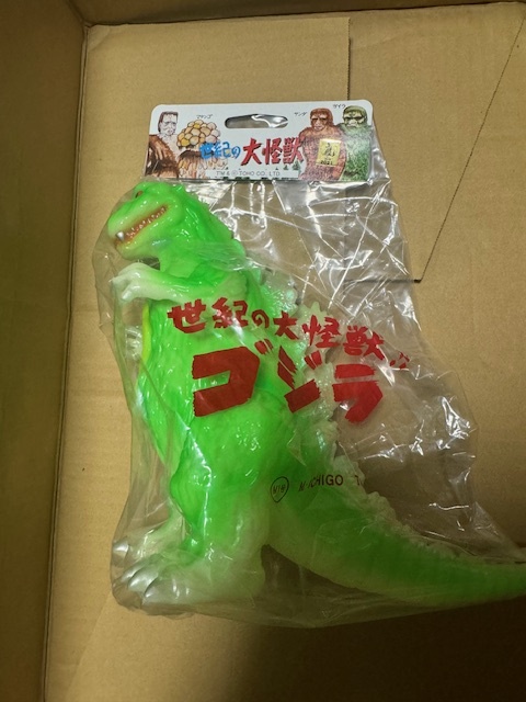 M1号 ひな形 ゴジラ 蓄光版 ソフビ / ウルトラQ 怪獣 キャラクテ M1号 ひな形 ゴジラ 蓄光版 ソフビ / ウルトラQ 怪獣 キャラクテ