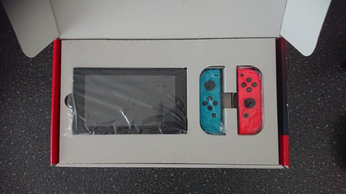 任天堂スイッチ本体 バッテリー強化版 おまけ付き 任天堂スイッチ本体 バッテリー強化版 おまけ付き