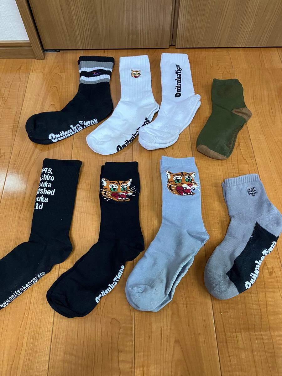 オニツカタイガー ソックス 8個セット Lサイズ29-31 靴下 美品 オニツカタイガー ソックス 8個セット Lサイズ29-31 靴下 美品