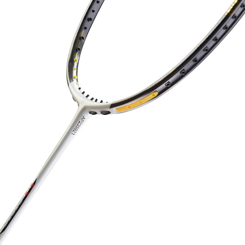 入園入学祝い ◆送料込◆apacs◆N-FORCE III WHITE/GREY◆4U◆POWER&CONTROL◆6.4mm◆MAX38LBS◆バドミントンラケット◆白グレー ラケット