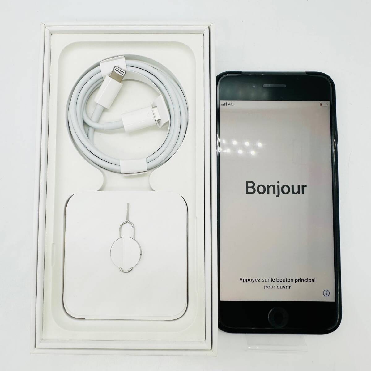 Apple アップル iPhoneSE 第二世代 MHGP3J/A SIMロックあり au Apple アップル iPhoneSE 第二世代 MHGP3J/A SIMロックあり au