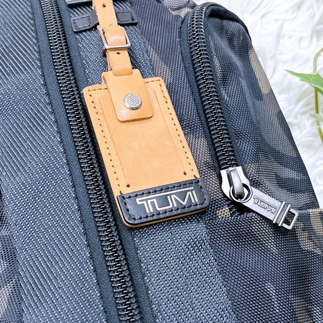 送料無料 美品 TUMI トゥミ サラトガ スリングバッグ 222318 GC2 送料無料 美品 TUMI トゥミ サラトガ スリングバッグ 222318 GC2